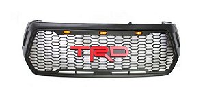 Grade Dianteira Toyota Hilux Com Led Amarelo 2017 A 2022