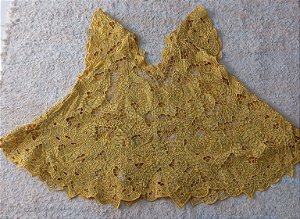 bata bordado amarelo com fio dourado peça unica
