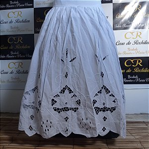 Saia bordada branco  5mt de roda