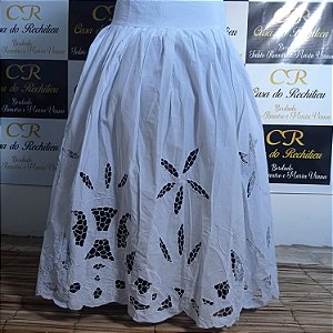 Saia bordada branco 5mt de roda