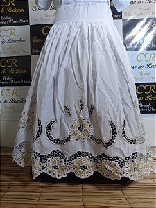 Saia bordada branco com fio dourado 5mt de roda