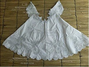 Bata bordado branco  com fio prata