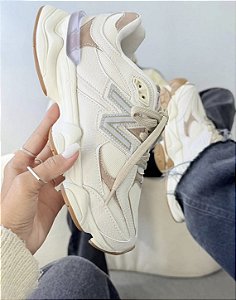 Tênis New Balance 9060