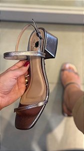 Sandália metalizada Lara