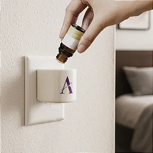 Difusor elétrico de Porcelana para Óleos Essenciais - Acompanha 1 - Essência de 10 ml