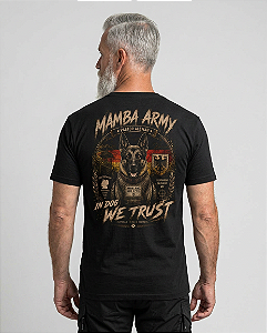 Camiseta Mamba Army In Dog We Trus Pastor Alemão Estampa Costas
