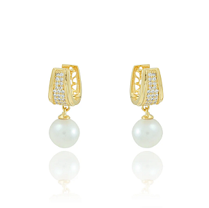Brinco de Pérola com Argola Articulada e Zircônias – Clássico com Brilho Sofisticado