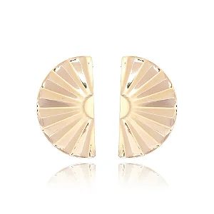 Brinco Detalhado Meia Lua • Banhado a Ouro 18k