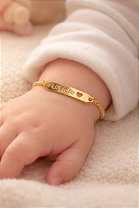 Pulseira Baby Personalizada Banhado a Ouro 18k – Coração Vazado - Um Amor Gravado Para Sempre