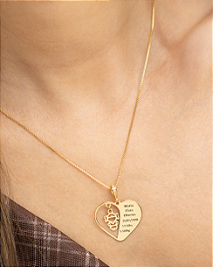 Colar Coração Personalizado com Dados do Bebê – Nome, Data, Hora e Peso (Banho Ouro ou Prata)