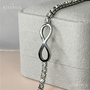 Pulseira Prateada Infinito Cravejada