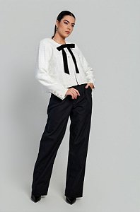 CALÇA RETA CLÁSSICA - PRETA