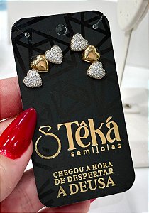EAR CUFF 3 CORAÇÕES CRAVEJADO BANHADO A OURO 18K