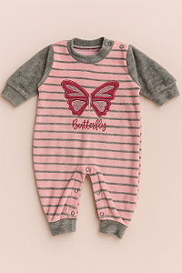 Macacão Plush Bebê Bordado Borboleta