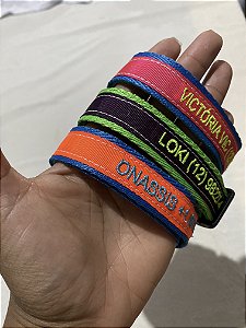 Coleira identificação Bordada PREMIUM-Cores exóticas