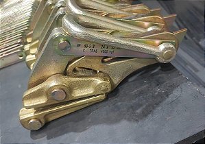 Manutenção em Esticador aberto