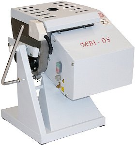 Amassadeira Semirrápida MBI 05