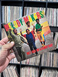 COMPACTO - MELODY MAKERS - MET HER ON A RAINY DAY