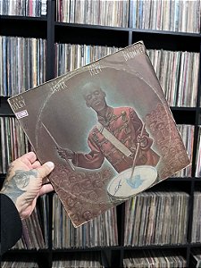 LP - ISLEY JASPER ISLEY - DIFFERENT DRUMMER