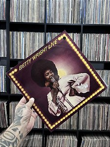 LP - BETTY WRIGHT - LIVE