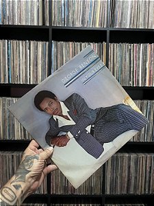 LP - GEORGE BENSON - IN YOUR EYES