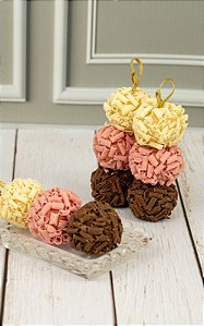 Espetinho de brigadeiros (mín 24 uni)