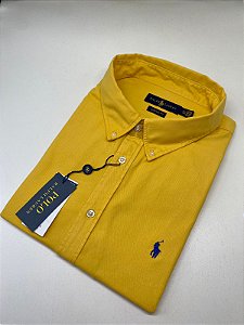 Camisa Social Oxford Manga Curta Amarelo Mostarda Logo Clássico