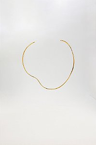 Choker Sofisticada Aberta Assimétrica