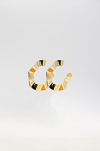 Argola Geométrica Média Coleção Ondulado Acabamento Acetinado