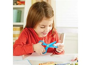 KIT HABILIDADES COM A TESOURA