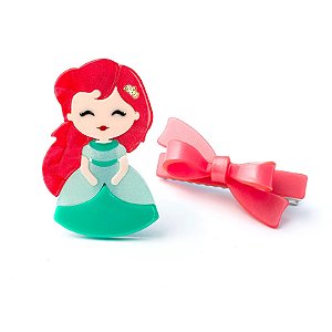 PRESILHA BICO DE PATO ARIEL COM LACO CEREJA