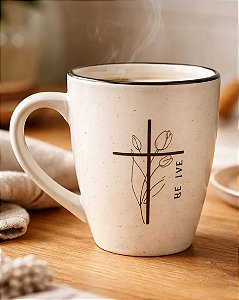 Caneca ELE VIVE Off White