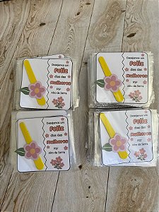 50 cartões com mini lixa de unha personalizado