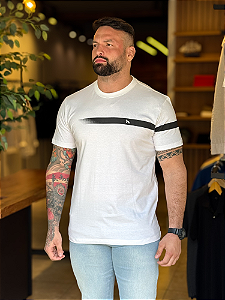 Camiseta Elastano Acostamento Faixa Preta Peito Off White