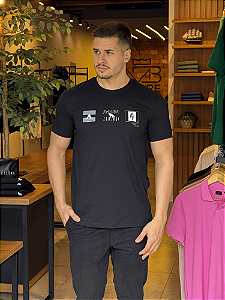 Camiseta Acostamento Estampa Emborrachada Preta