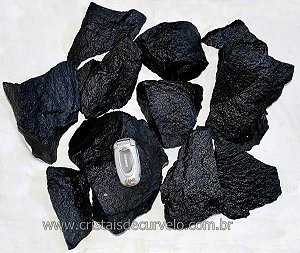 20kg Quartzo Preto ou Quartzito Preto Pedra Bruta Pra Lapidar Pacote Atacado