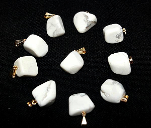 03 Pingente Pedrinha Howlita Branca Dourado Atacado