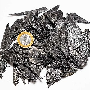500 Grs Cianita Preta ou Vassoura de Bruxa Pedra Classe B