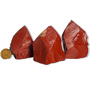 03 Jaspe Vermelho Pé e Bico Serrado 100 a 200g Média 8cm