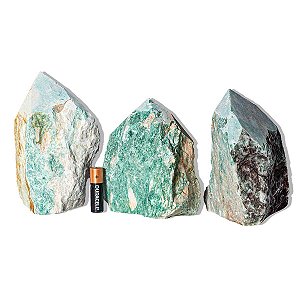 10 Jadeita Pé e Bico Serrado 1 a 2 Kg 13 a 16cm Tipo B