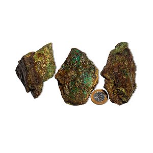05 Malaquita Pedra Bruto Natural 250 a 300g 7 a 12cm Tipo C