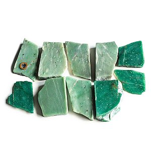 Slabs Polidos de Quartzo Verde Pra Revestimento de Piscina Atacado 1 Tonelada