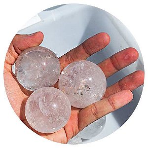 03 Esfera Cristal Pedra Natural 45 a 50mm 130 a 170g Tipo C