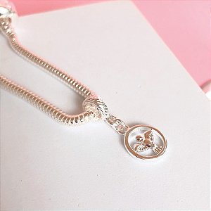 Berloque espírito santo vazado banhado a prata