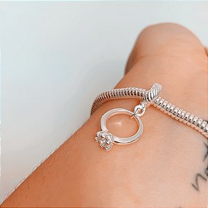 Berloque mini anel solitário banhado a prata