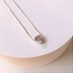 Cordão ponto de luz coração cristal banhado a prata