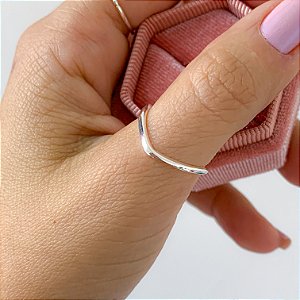 Anel v liso banhado a prata