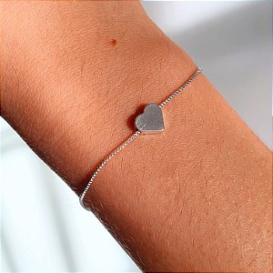 Pulseira mini coração banhado a prata