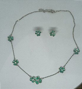 Conjunto Flower Cravejado Verde Esmeralda Colar e Brinco