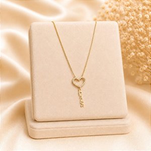 Corrente Coração Cravejado escrito Amor